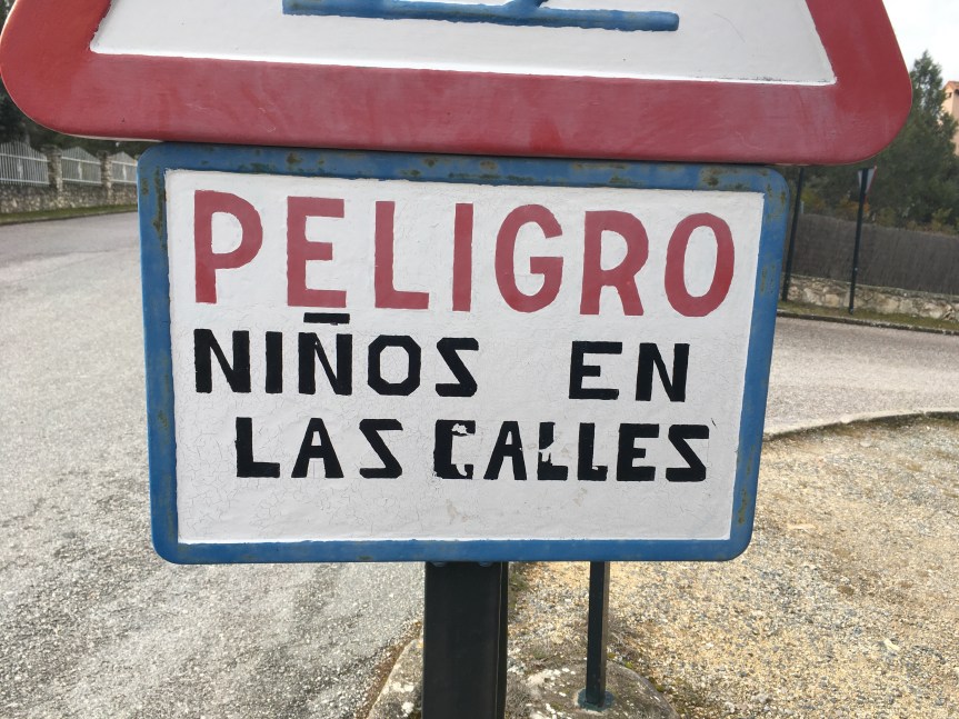 NIÑOS PELIGROSOS